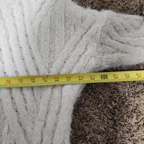 Anthropology Eyelash Cable-Knit Sweater Size XL Fuzzy Beige Wool Blend Cozy - Picture 11 of 11